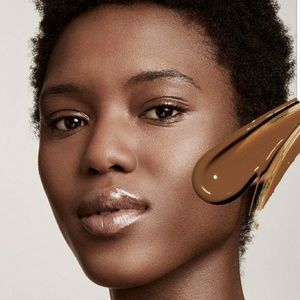 FENTY BEAUTY FOUNDATION SHADE 450